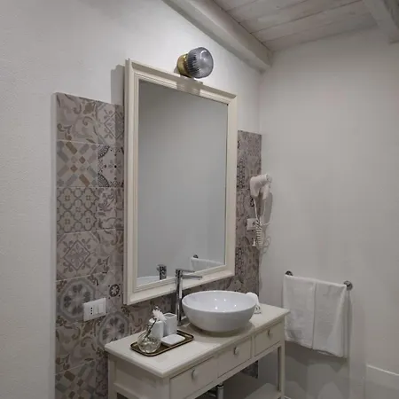 فيلة Hibiscus Comfortstay كوارتو سانتيلينا