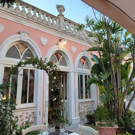 فيلة Hibiscus Comfortstay كوارتو سانتيلينا